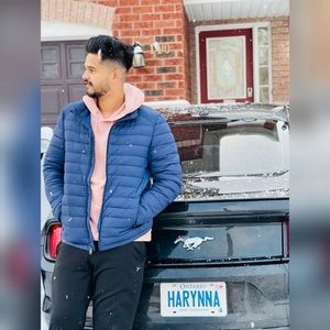 Meet your Posher, Mayank